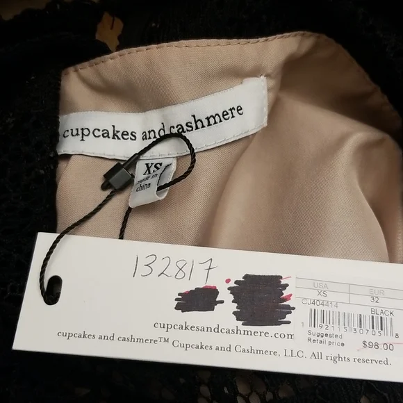 Women's Cupcakes and Cashmere black lace top NWT - Picture 8 of 11